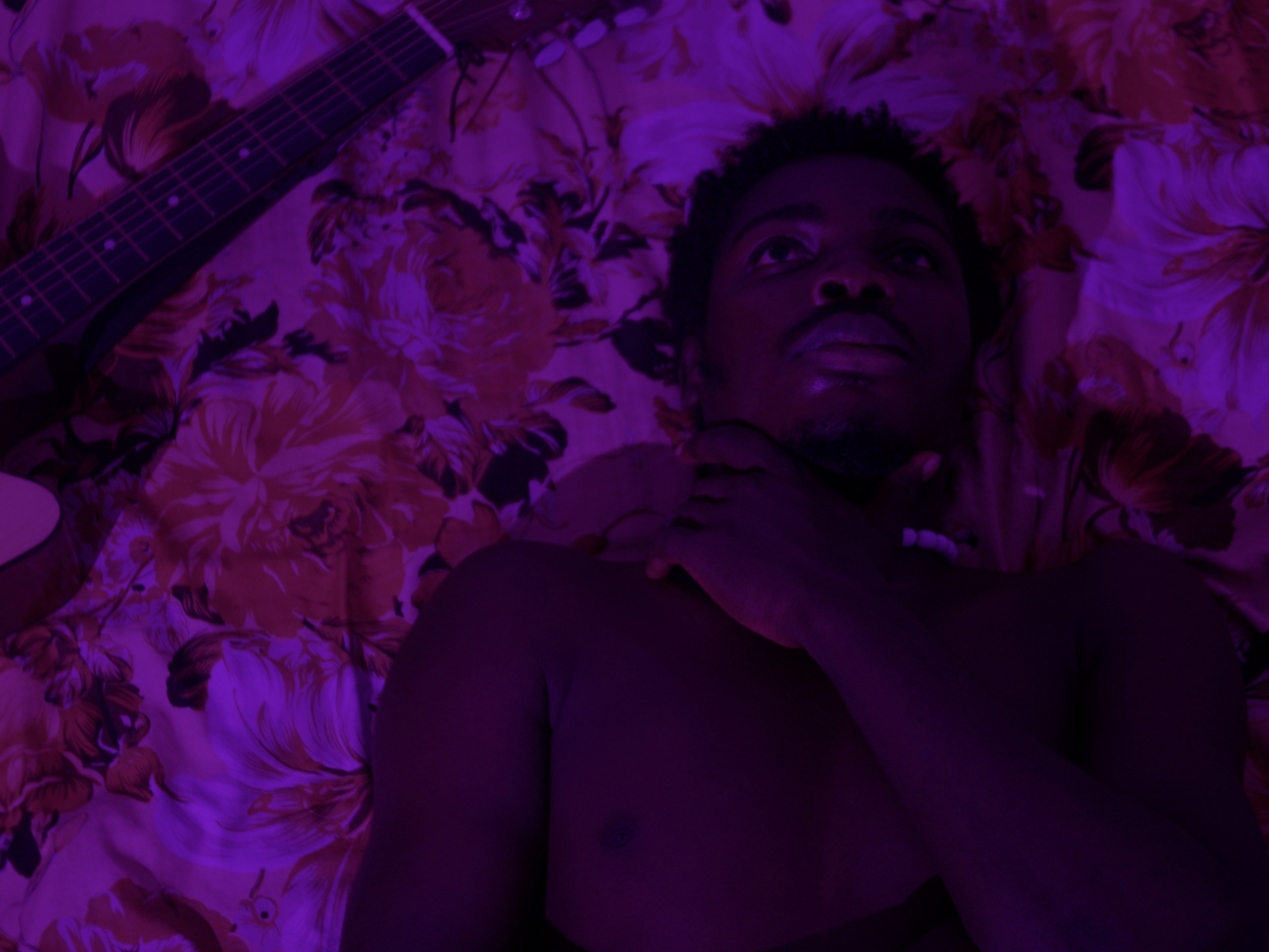 Tether · Stills / 3